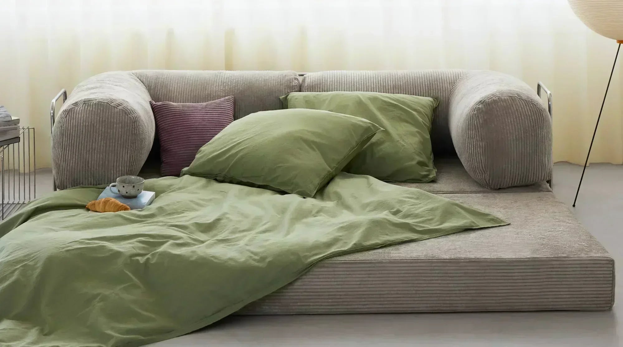 OMHU Teddy sofa. Couch in small room in bed configuration