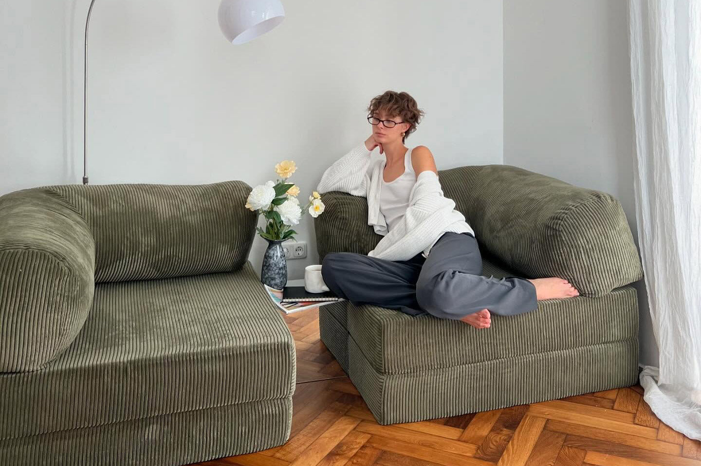 What is a pouf, and how do you actually use a it with a sofa?